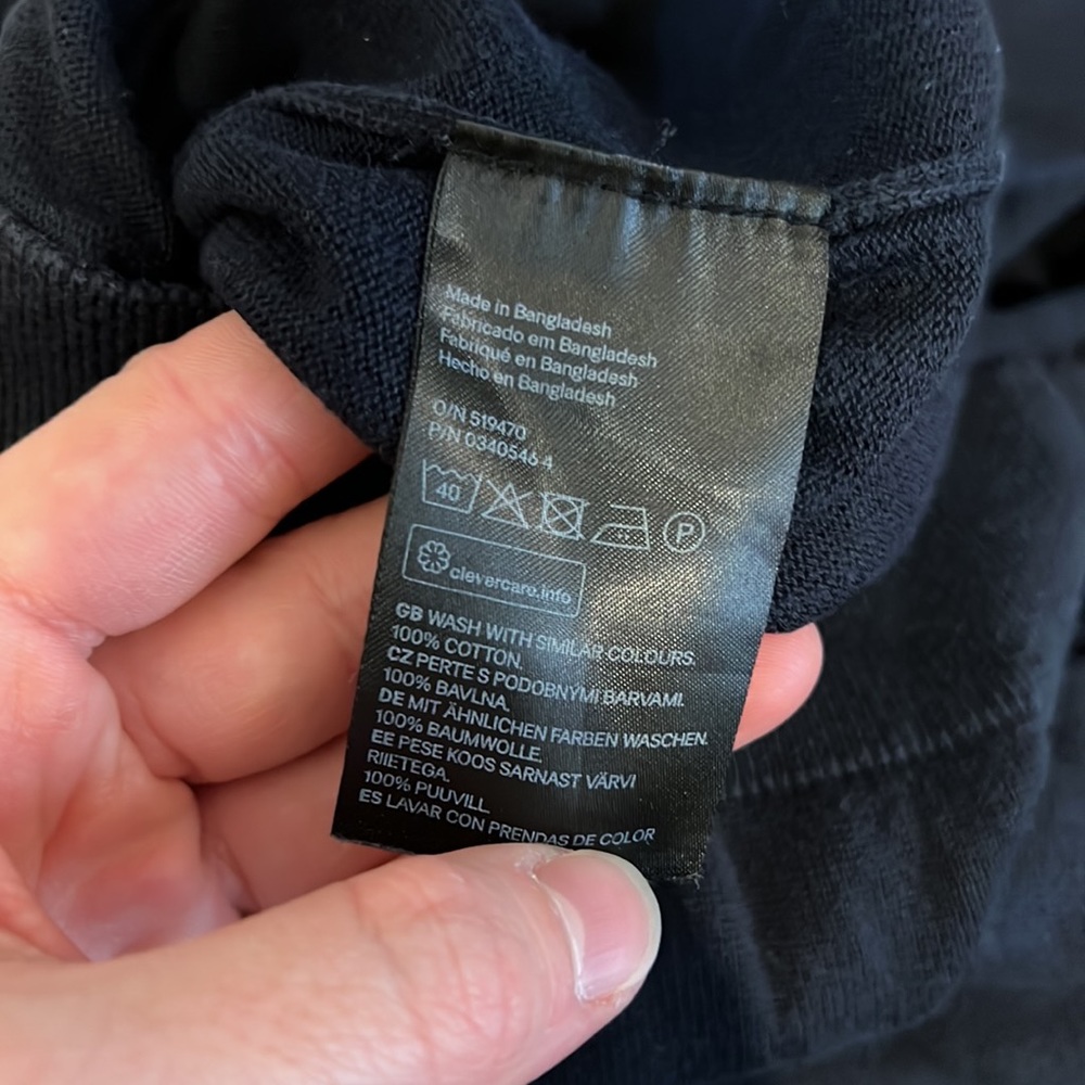 Navy H&M crewneck sweater - Picture 6 of 7